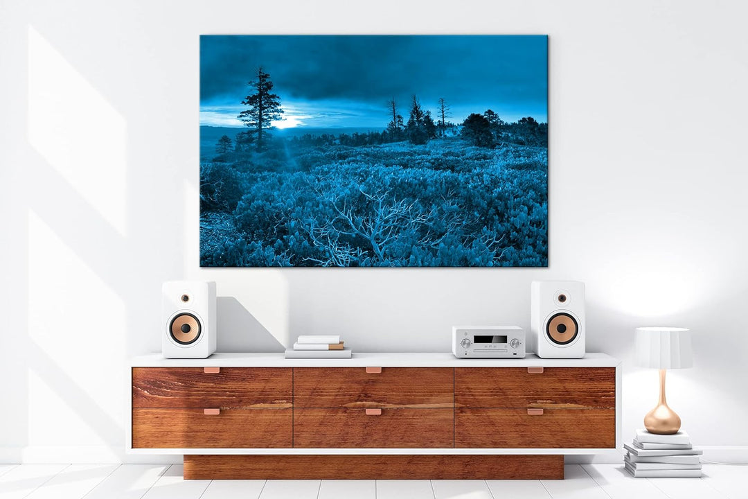 deyoli bezauberte Landschaft bei Sonnenaufgang Format: 80x60 Effekt: Monocrome Blau als Leinwand, Mo