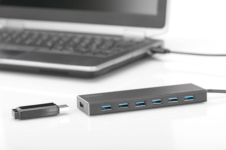 DIGITUS USB-Hub - 7 Ports - Super-Speed USB 3.0 - 5 GBit/s - Plug&Play - Aluminium-Gehäuse - Schwarz