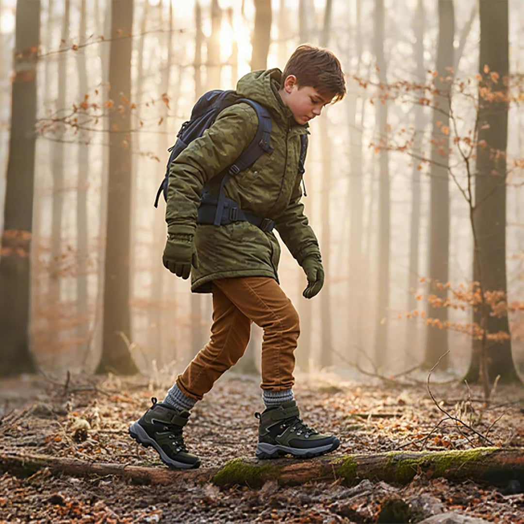 ASHION Jungen Winterschuhe Kinder Schneestiefel gefüttert und wasserdicht – rutschfeste Outdoor Wand