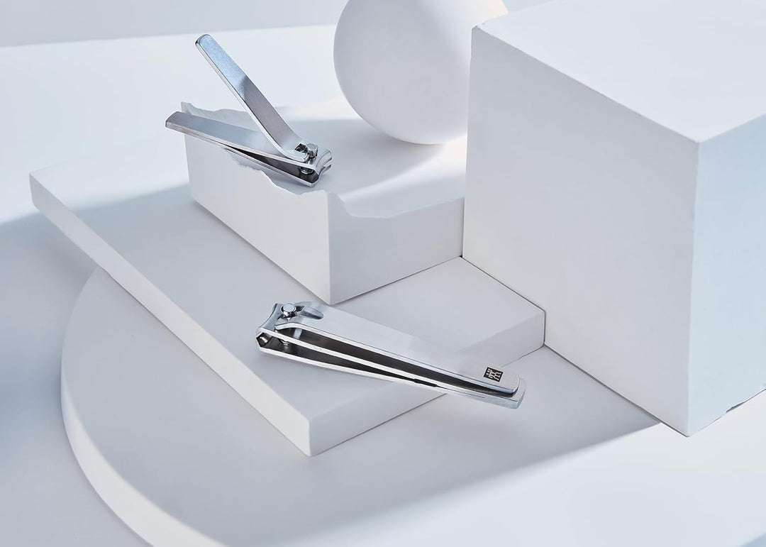 ZWILLING Nagelknipser für Fingernägel, Hochwertiger Nagelschneider aus Mattiertem Edelstahl für Füss