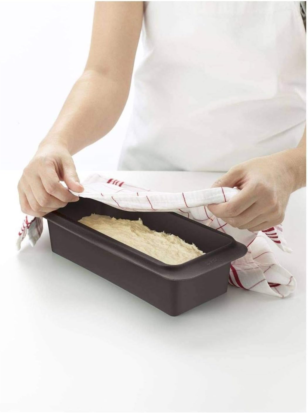 Lékué Kastenbackform, Silikon, braun, 25 cm, 18x18x8 cm