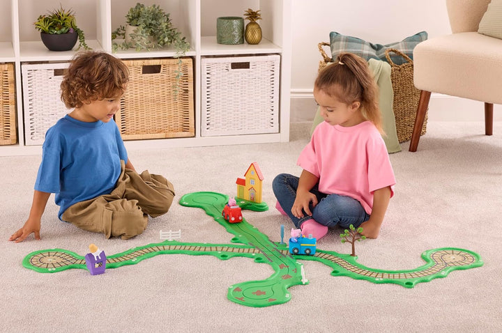 Peppa Wutz Whizz Around Spielset Flotte Stadt – Motorisierte Fahrzeuge mit Schienen &amp; Strasse, Elekt