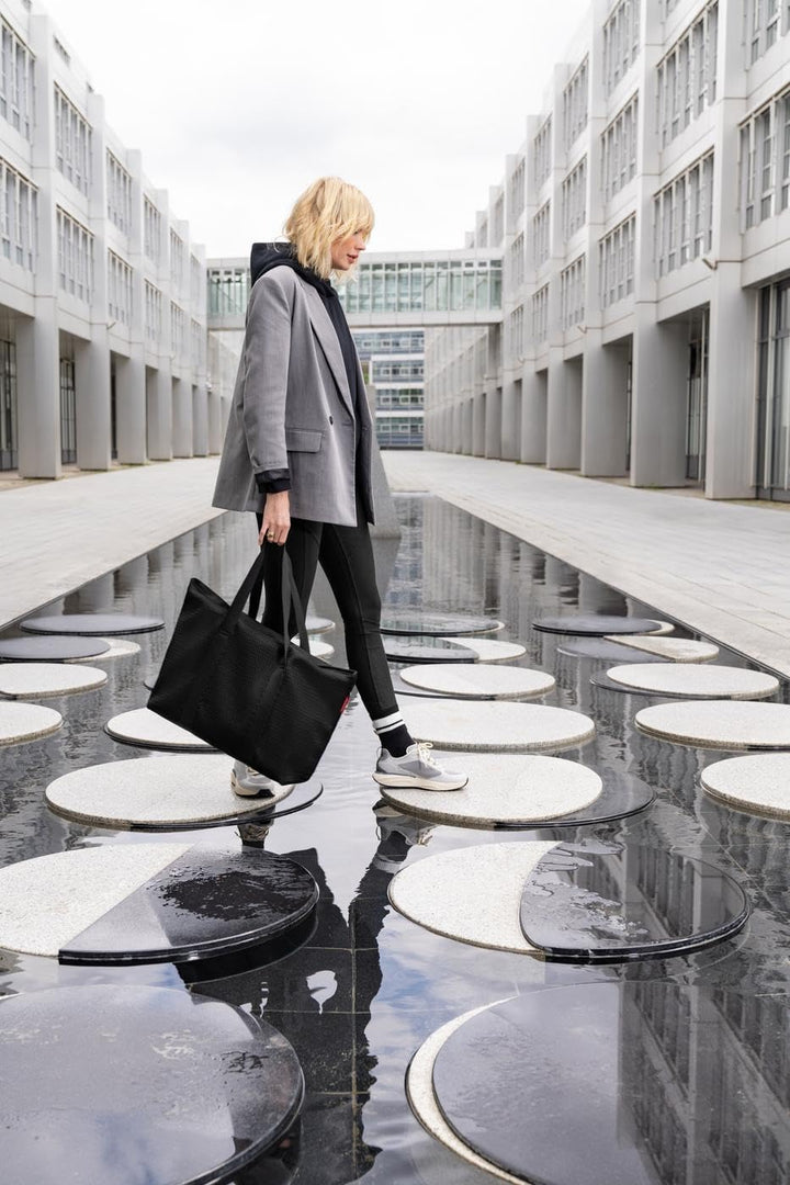 reisenthel extralite shopper L – Mega-Bag: maximales Volumen bei minimalem Gewicht Mesh Black, Mesh