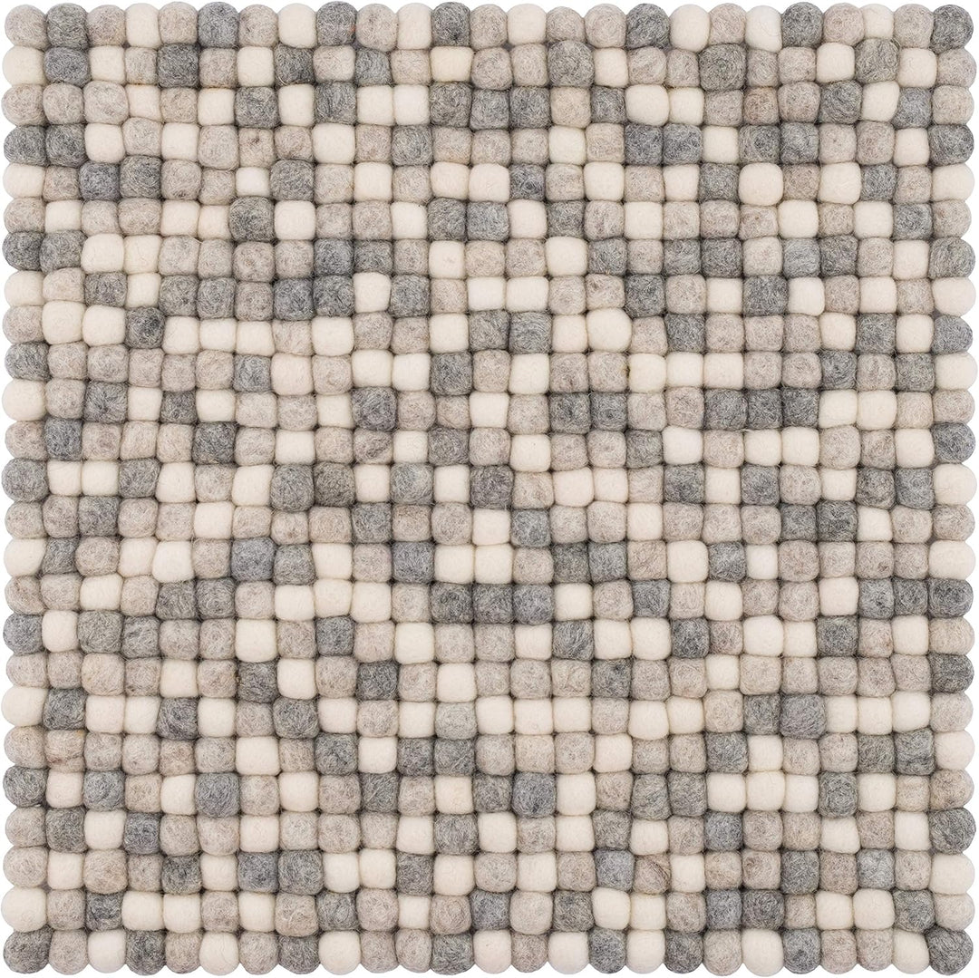 myfelt Filzkugel-Sitzauflage Stuhlauflage - Hella - quadratisch, 36x36 cm, Multi naturfarben hell, N