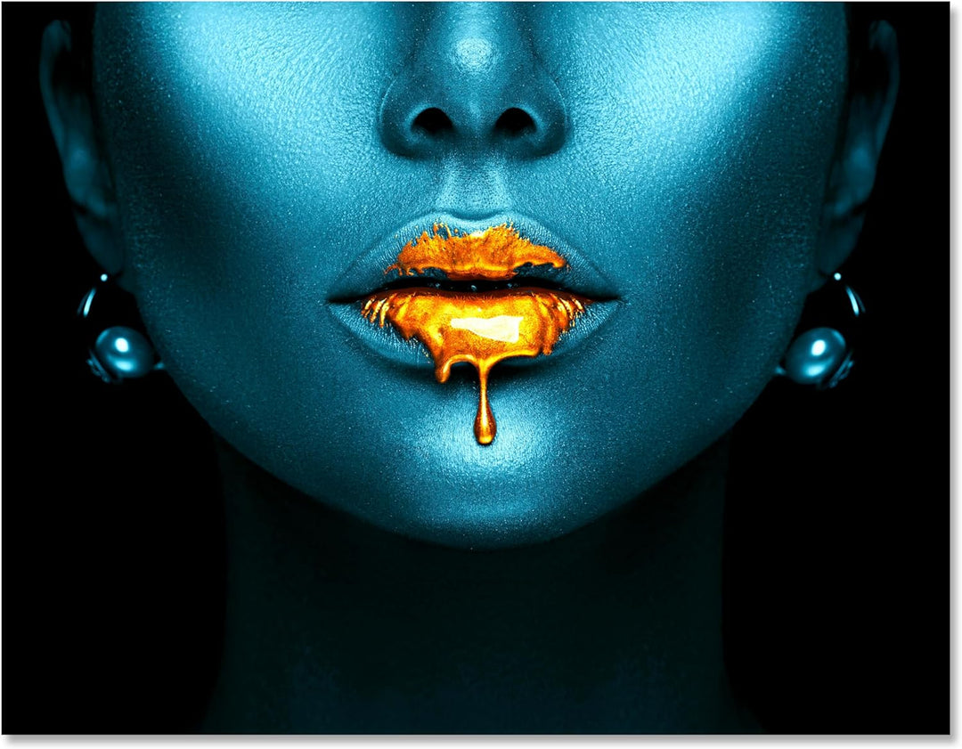 wandmotiv24 Leinwand-Bild Gold Collection, Grösse 60x45cm, Querformat, Frau in Blau mit Gold auf den