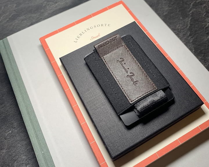 Jaimie Jacobs Nano Boy Mini Wallet, Mini Geldbörse aus Textil, Kleiner Geldbeutel, Slim Wallet mit Z