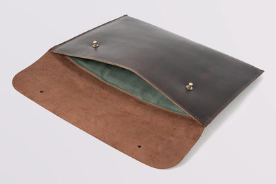 HOLZRICHTER Berlin Laptop Sleeve 13" No 3-8 Marone - Hochwertige Laptop-Hülle handgefertigt aus Prem