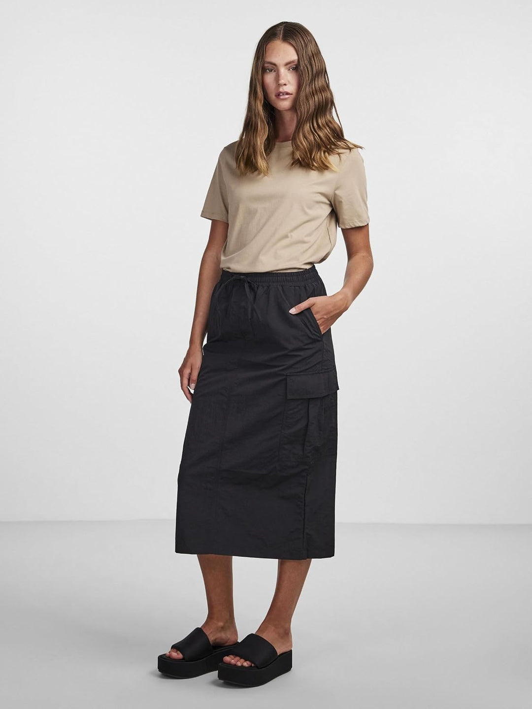 PIECES Female Midirock PCJILL S Schwarz, S Schwarz