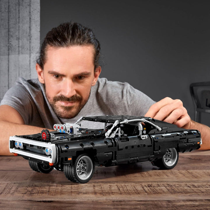 LEGO Technic 42111 - Fast & Furious Dom's Dodge Charger R/T 1970, Neu 2020 (1077 Teile)
