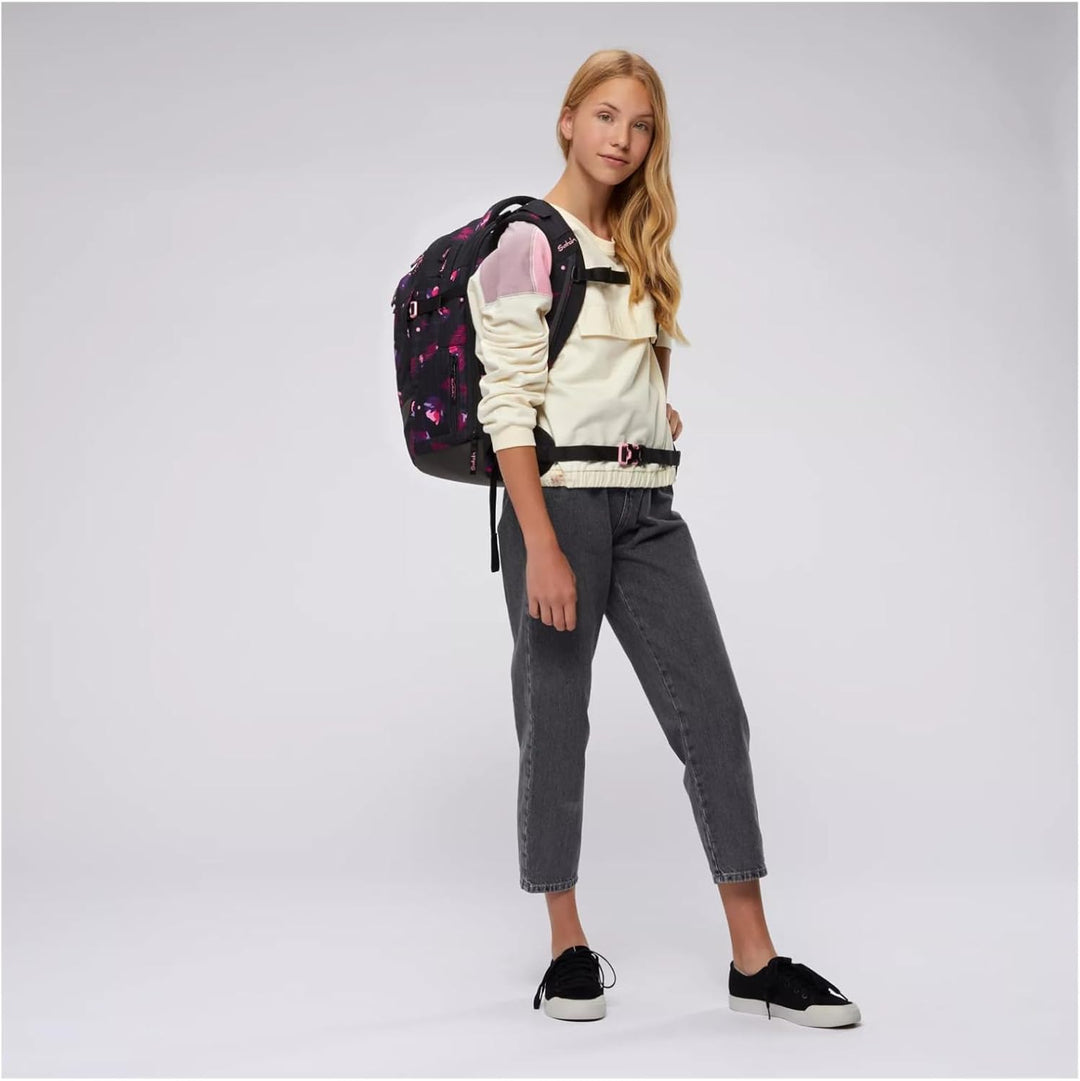 Satch Match Schulrucksack ab 5. Klasse, ergonomisch, erweiterbar auf 35 Liter, standfest, extra Fron