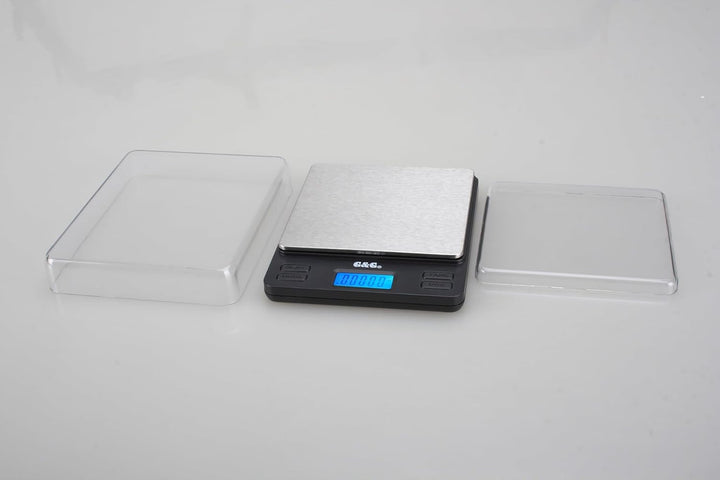 G & G Feinwaage LS 500g/0,01g, Taschenwaage Digitalwaage Briefwaage Extra grosse Wägefläche, 2 Trays