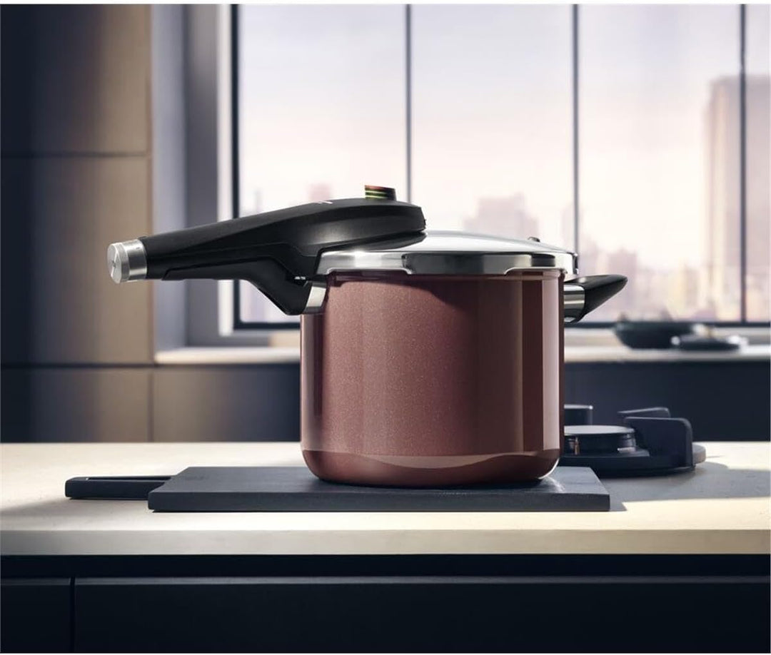 WMF Perfect Premium Fusiontec Schnellkochtopf Induktion, Dampfkochtopf 6,5l, High-Tech Keramik, 2 Ko
