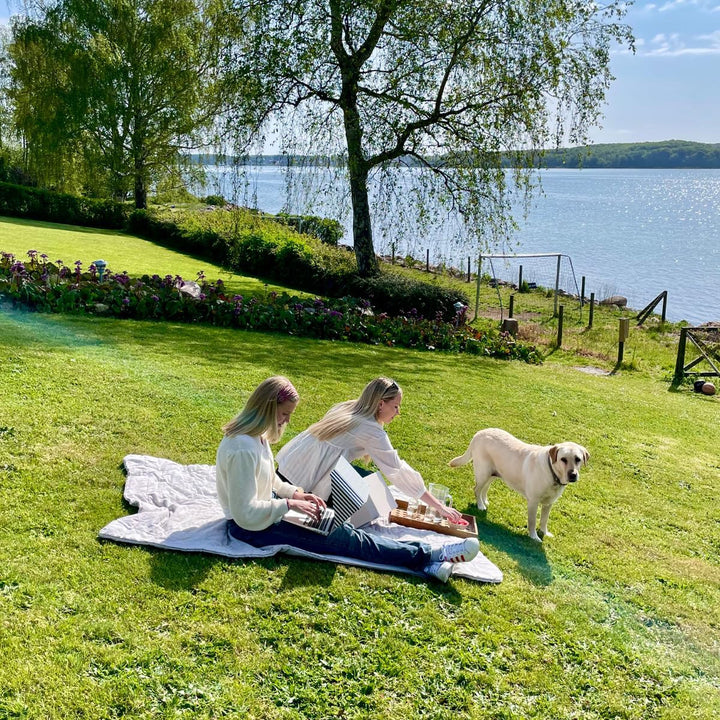 Philbert Design - Sonnenblende und Privatsphäre - Slim Safety Hood für 15”/16” Laptops. Hitzeschutz,