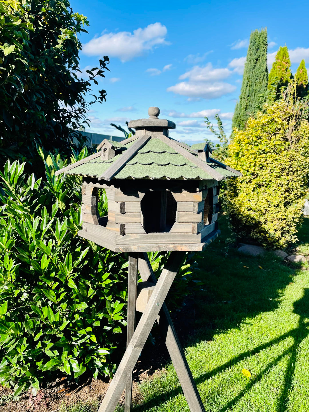 Vogel Futter Haus L Futterstelle Sechseck Vogelhaus+ Ständer Braun/Grün L mit Ständer Dunkelbraun -
