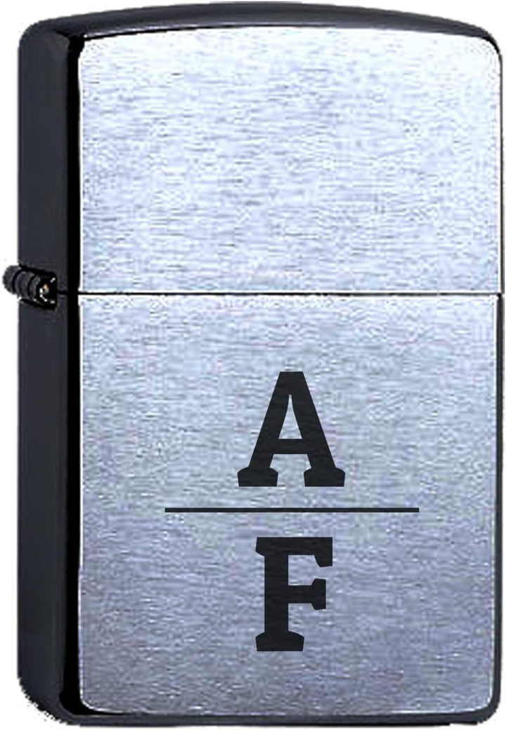 Zippo Benzinfeuerzeug mit Ihren Initialen im modernen Design Gravur Chrome Brushed Wunschgravur pers