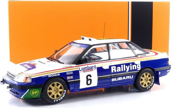 Ixo 18RMC080A Miniaturauto aus der Kollektion, Blau/Weiss