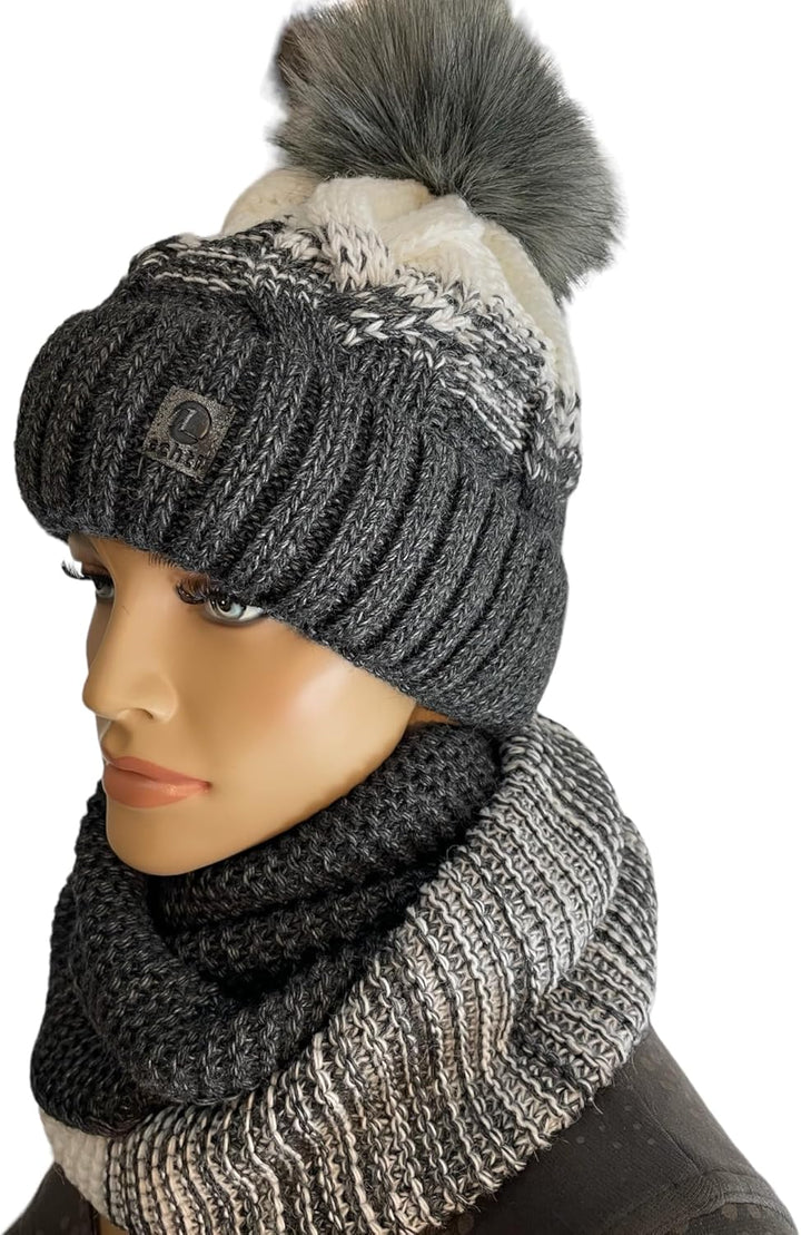 Mütze & Schal Set achti I 2 teilig I Damen Kombi - Beanie mit grossem Bommel und Loop I kuschelig ge