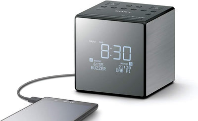 Sony XDR-C1DBP Uhrenradio (DAB/DAB+, digitalem Radioempfang, grosse Uhranzeige mit Helligkeitssteuer
