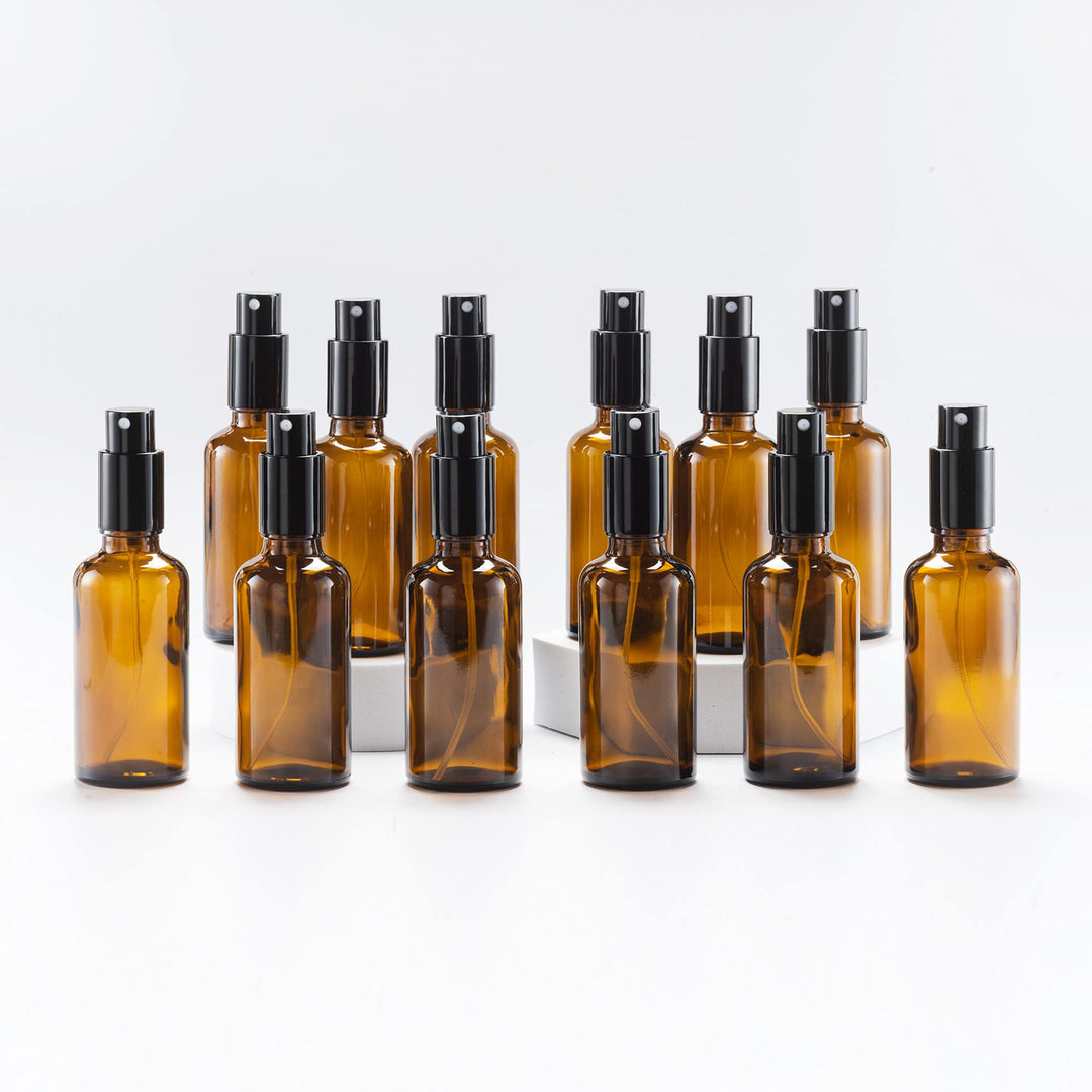 YIZHAO Braun Sprühflasche 50ml, Sprühflasche Klein Glas mit Zerstäuber, für Ätherisches Öle, Kosmeti