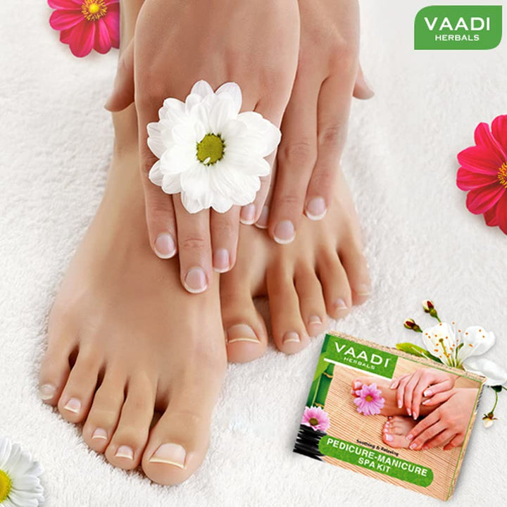 Vaadi Herbal Bio Pedicure Manicure Spa Kit Soothing & Refreshing hands feet toes nails & 135 ml