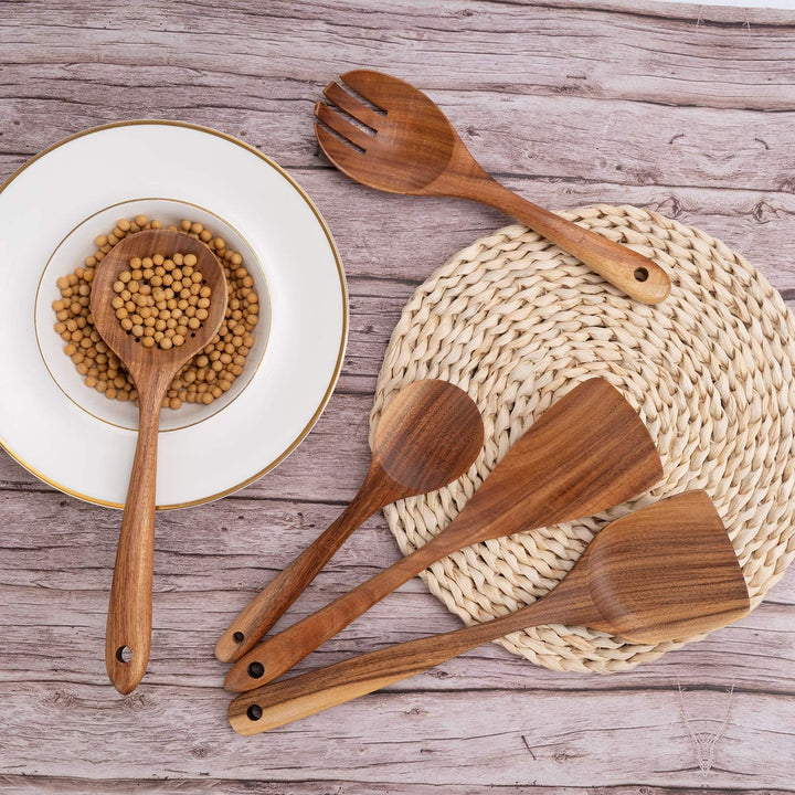 JUJOYBD Küchenutensilien Set Holz 8-tlg - Kochutensilien Set Küchenhelfer aus 100% Teak - Antihaftes