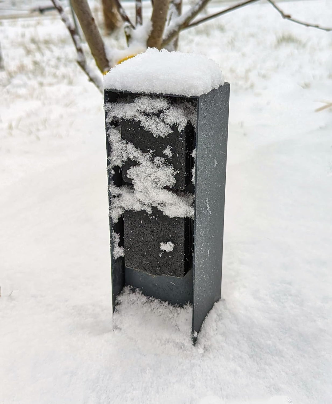 Bold Orio Aussen-Steckdose-Garten (Steckdosen-Säule) mit 4-fach Stecker-Verteiler in Edelstahl (IP44