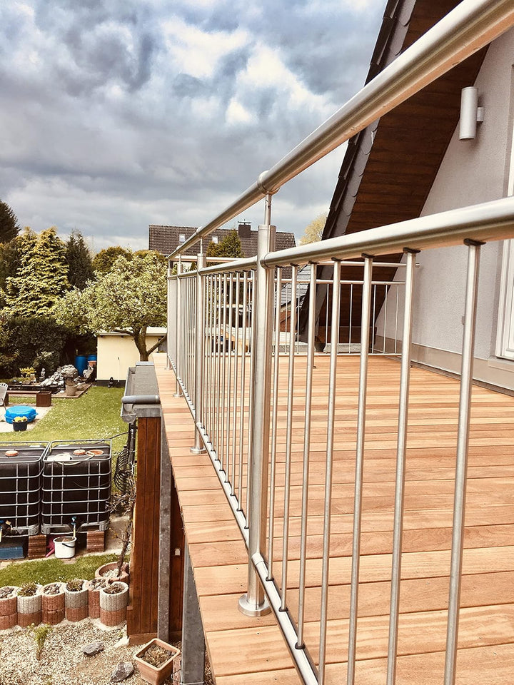 TIBU Geländer senkrechte Streben Balkon Terrasse Brüstung in der Länge: 1810 mm Höhe:900 mm 1810 mm