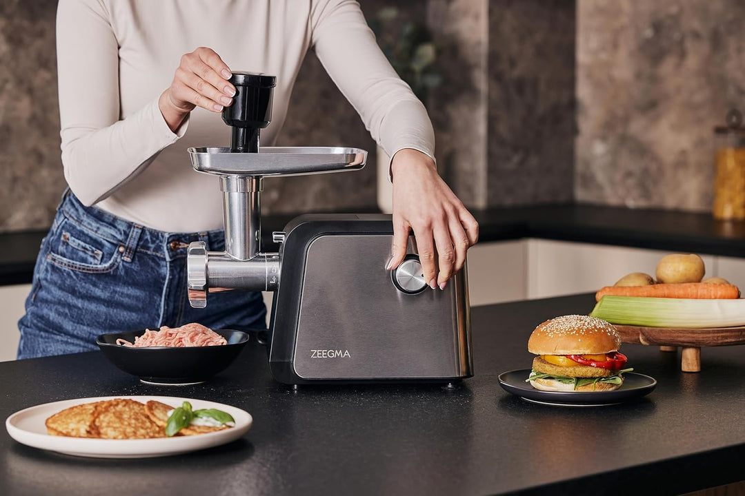 ZEEGMA MOLEN CHEF EASY Elektrischer Fleischwolf Leistung 2100 W 3 Edelstahlscheiben Wurstaufsatz Gem