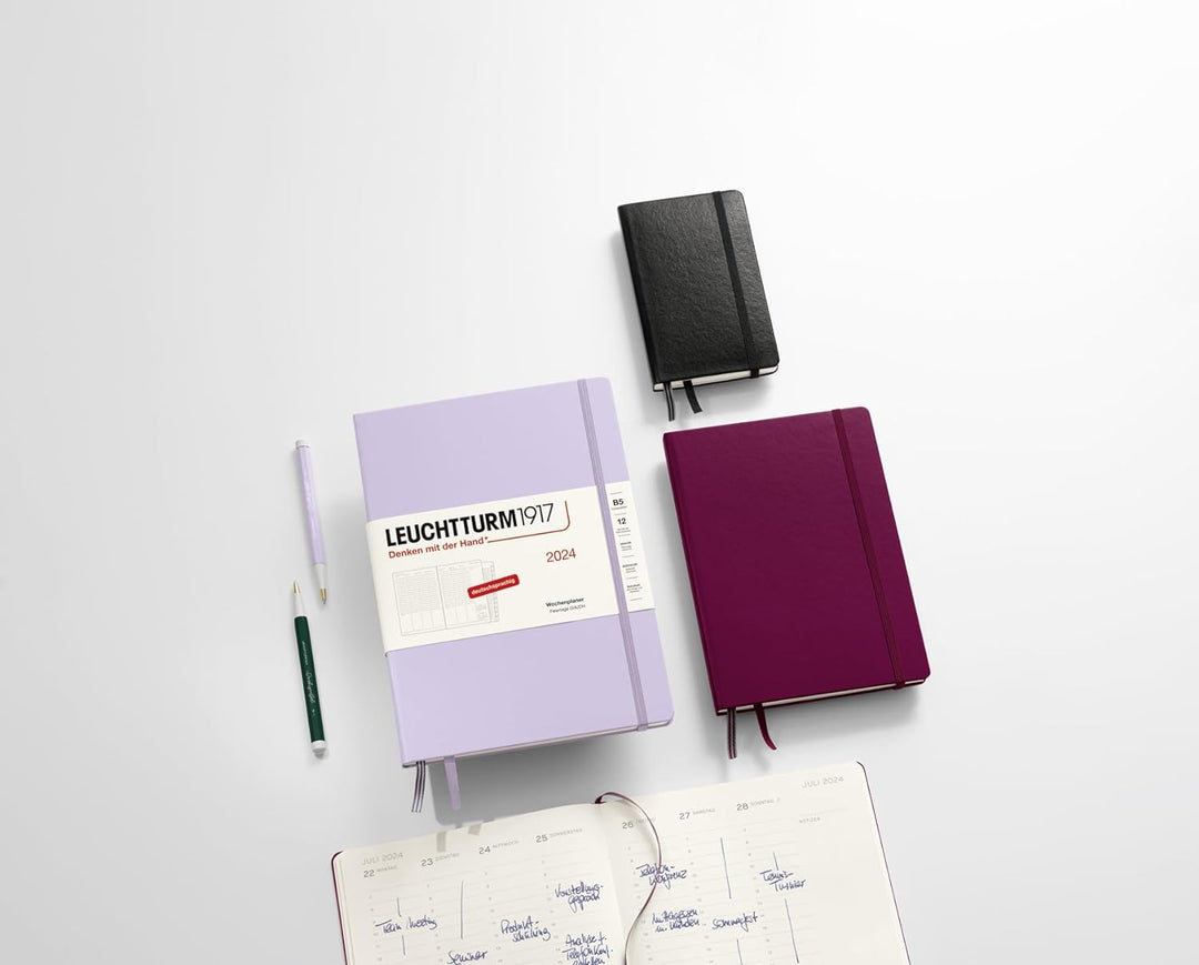 LEUCHTTURM1917 367821 Wochenplaner Master (A4+) 2024, mit Extraheft für Adressen und Jahrestage, Sch
