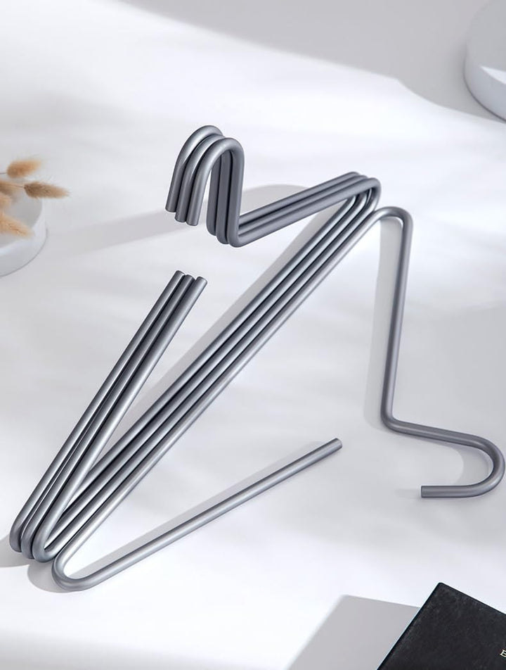 Premium Matte Titangrau Seide Aluminium Kleiderbügel - 10er Pack, 41,5 cm Extra Glatt & Robust Metal