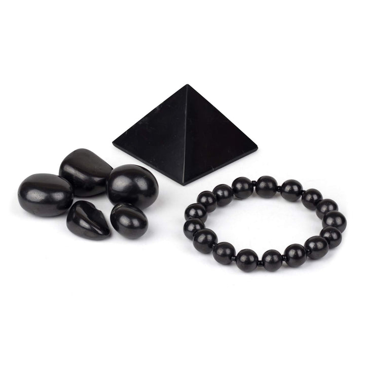 Heka Naturals Polierte Schungit-Pyramide (5 cm), Dehnbares Armband & Trommelsteine | Wohnkultur, Was
