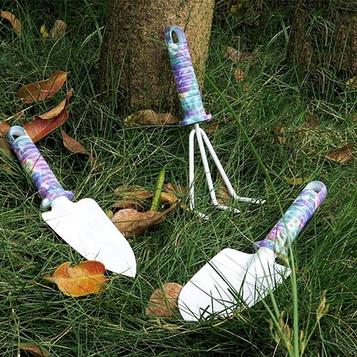 Queta 5 Stück Gartengeräte Set, Gartenwerkzeug Set mit rostfreiem Harrow Scissor Shovel Water Sprink