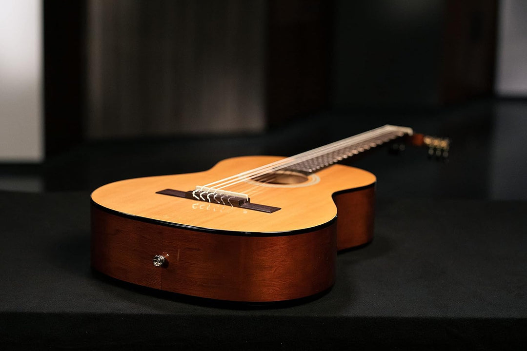 Ortega Guitars Konzertgitarre 3/4-Grösse - Student Series - Catalpakorpus mit Fichtendecke (RST5-3/4