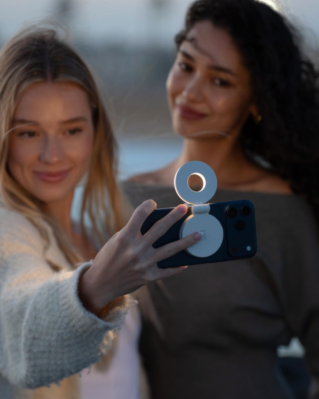 KraftGeek Magnetische Selfie Licht Kompatibel mit Magsafe, Tragbares LED Handy Licht für iPhone/Andr