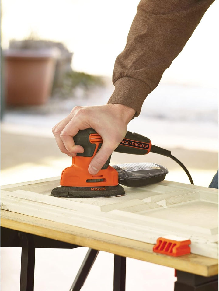 Black+Decker Dreieckschleifer Mouse KA2500K – Kraftvolle Schleifmaschine mit Staubfangbehälter inkl.