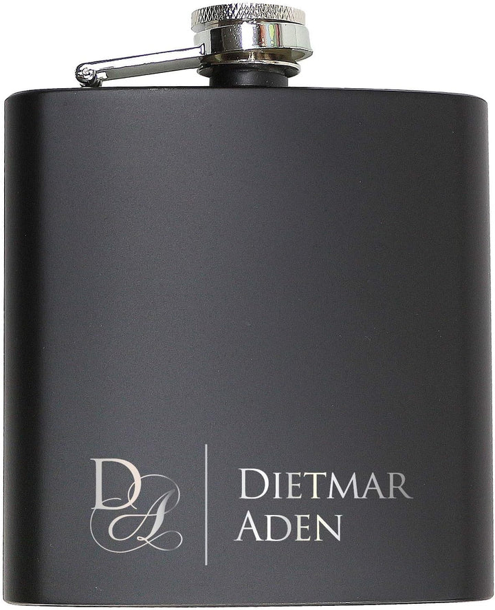 Pixelstudio Edler Flachmann, Schwarz 6oz mit Gravur von Wunsch Initialen und Namen | Geschenk für Mä