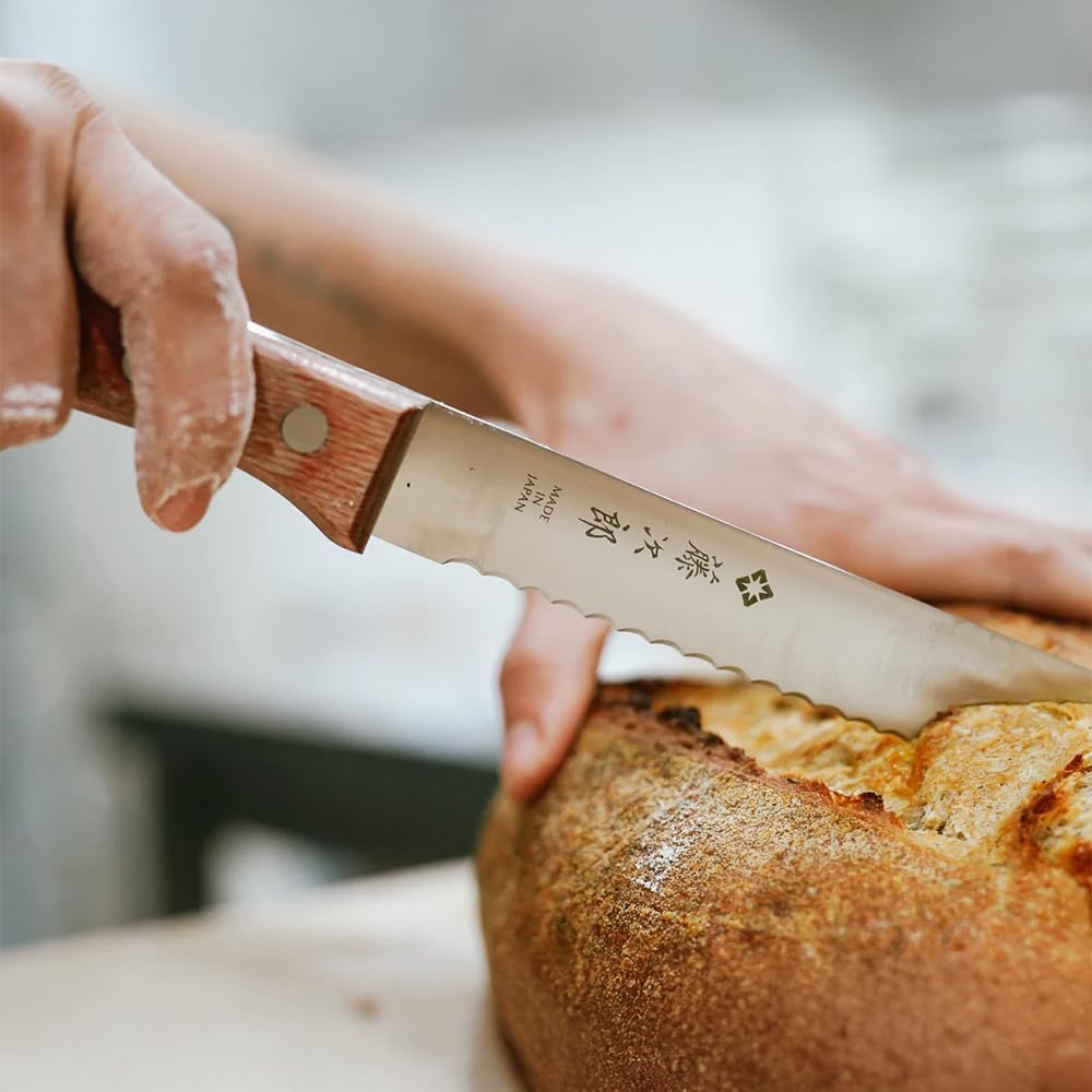 Tojiro F-737 Brotschneider, 235 mm