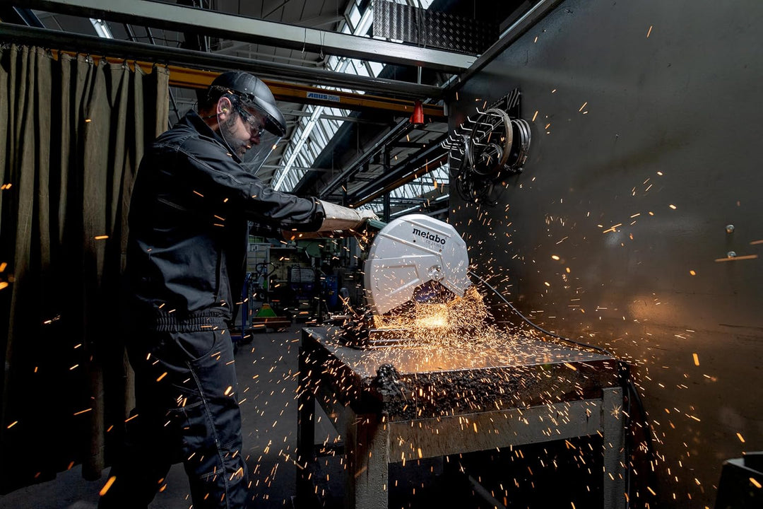 Metabo Metalltrennschleifer CS 22-355 – 601786000 – Zum Trennen von Profilen, Rohren und Stäben aus