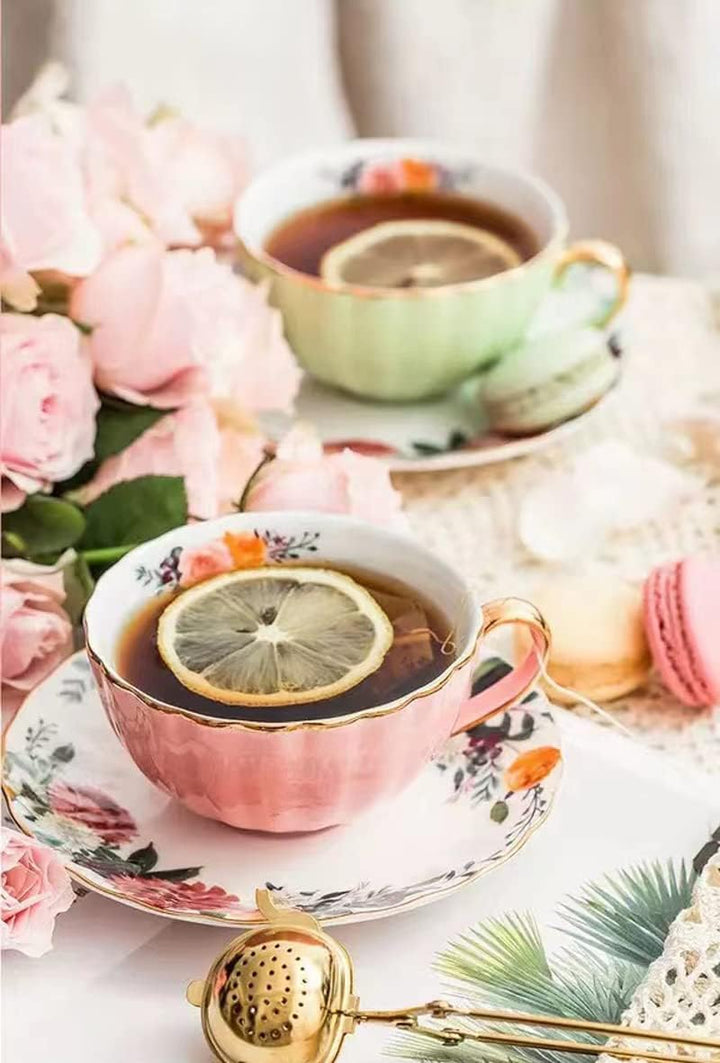 Porzellan Teetasse mit Untertassen und Löffel, 2 Satz von 8 oz Floral Kaffeetasse mit Goldrand Halte