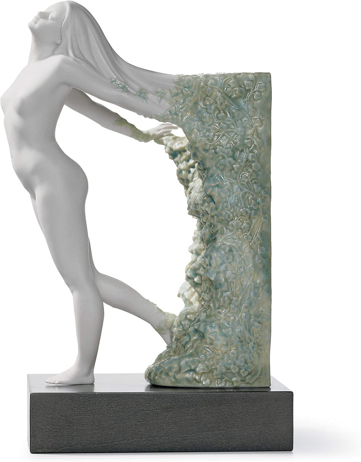 LLADRÓ Frauen-Figur Renovatio. Frau. Porzellan.