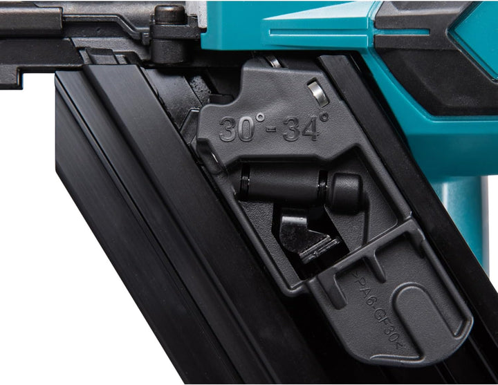 Makita DBN900ZK Akku-Streifennagler 90 mm 18V (ohne Akku, ohne Ladegerät)