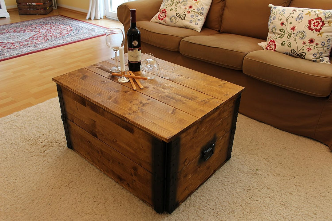 Uncle Joe´s Holzkiste Truhe Couchtisch Beistelltisch Vintage Shabby chic Landhaus Massivholz nussbau