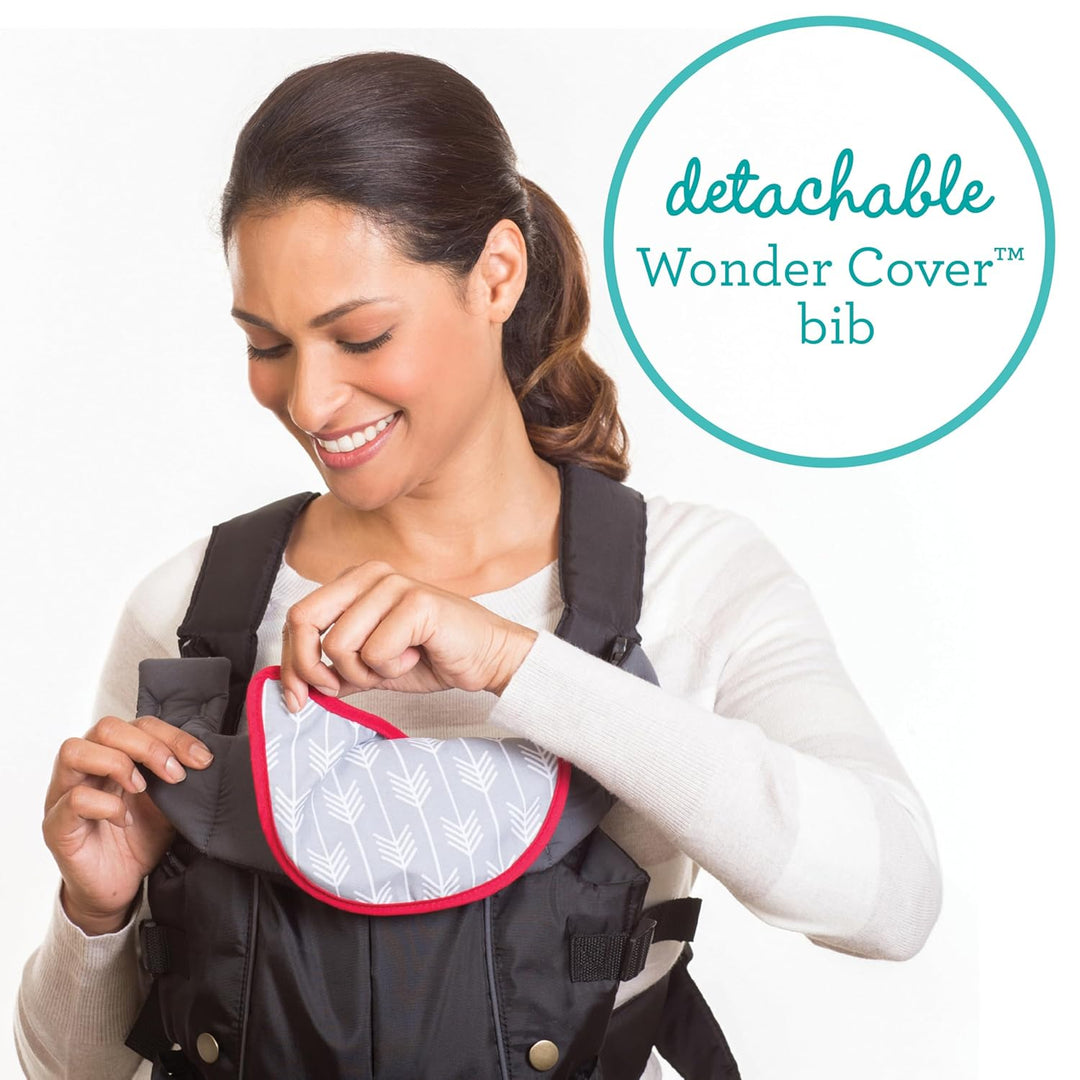 Infantino Swift Classic Babytrage, 2 Tragepositionen mit Wonder Cover Lätzchen, verstellbare Gurte,