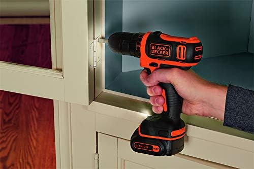 Black+Decker Akku-Bohrschrauber (10.8V 1,5Ah, ultrakompakt &amp; leicht, mit LED-Arbeitsleuchte, Softgri