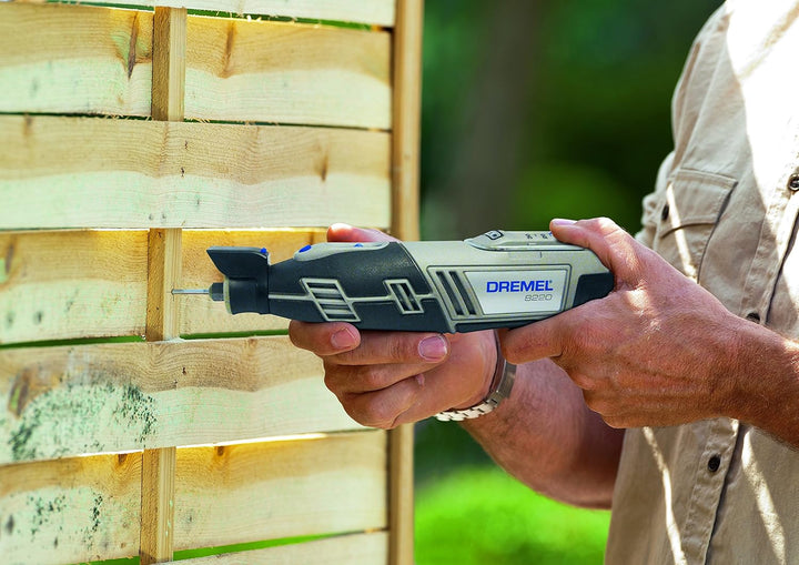 Dremel 8220 Akku Multifunktionswerkzeug 12V Set (mit 45 Zubehören und 2 Vorsatzgeräten, Variable Dre