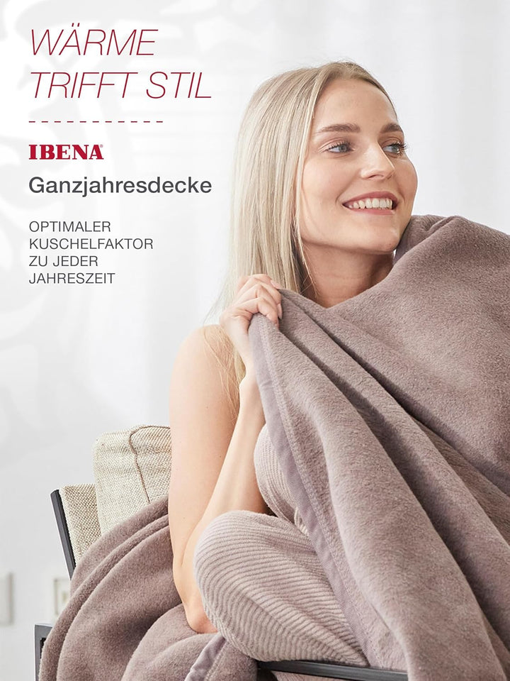 Ibena Porto xl Decke 180x220 cm – Baumwollmischung weich, warm & waschbar, Tagesdecke taupe einfarbi