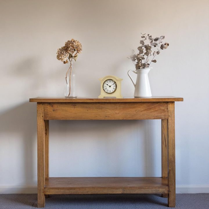 Towcester Clock Works Co. Acctim 33282 Falkenburg Kaminuhr, Cremefarben