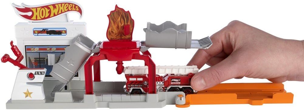 Hot Wheels Ausklappspielset Tankexplosion