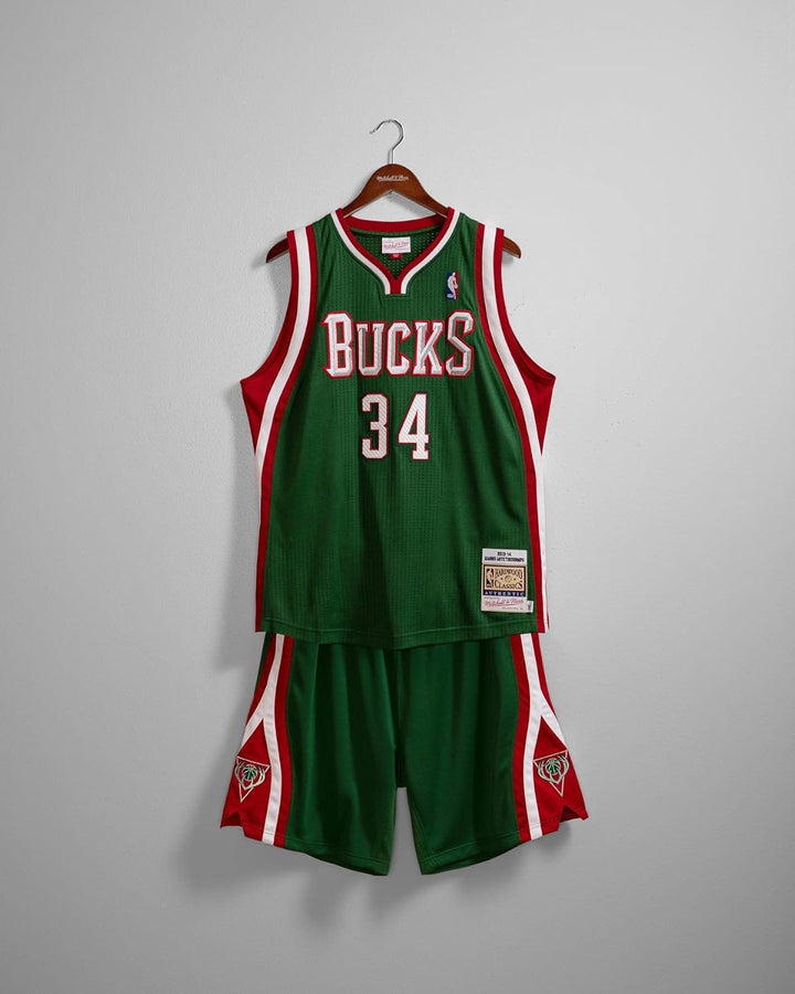 Mitchell & Ness NBA Milwaukee Bucks Giannis Anteokounmpo Road Trikot Herren S Grün, S Grün