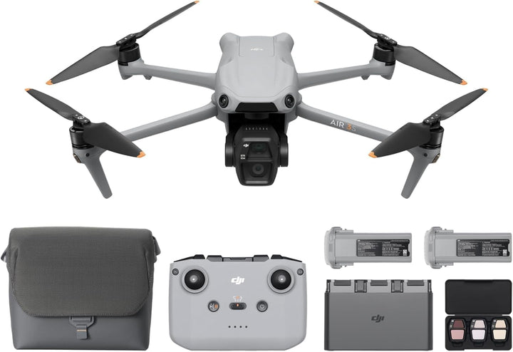 DJI Air 3S Fly More Combo (RC-N3), Drohne mit 1“ CMOS Weitwinkel- & mittlerer Telekamera, 4K/60fps H